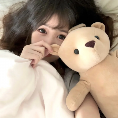 惠特妮·卡明：我能摸摸吗？